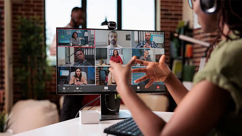 Hybrid Meeting Technology